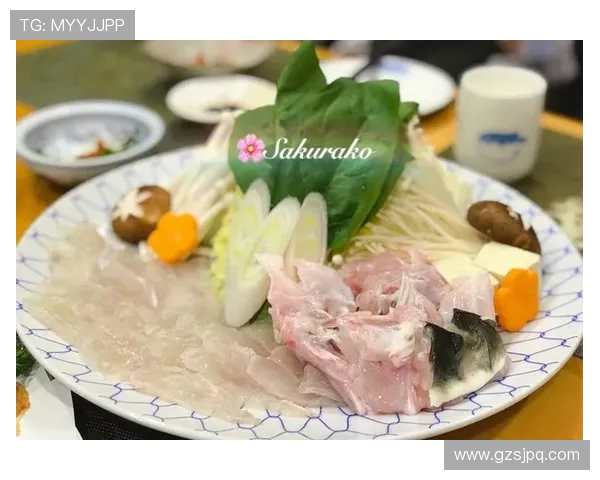 足球明星品尝美味鱼料理的趣味视频集锦与幕后花絮分享