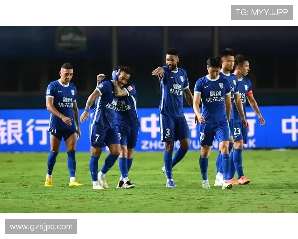 南京排球队强势领跑联赛积分榜目前积分高达76分稳居第一