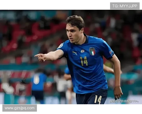 足球明星超然转场背后的故事与影响分析